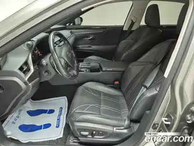 Lexus ES 2020 2.5 Автомат в Москве № 214833, миниатюра 11