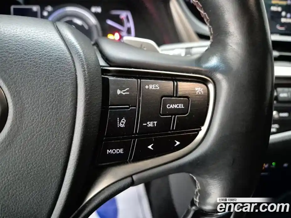 Lexus ES 2020 2.5 Автомат в Москве № 214833, фото 16