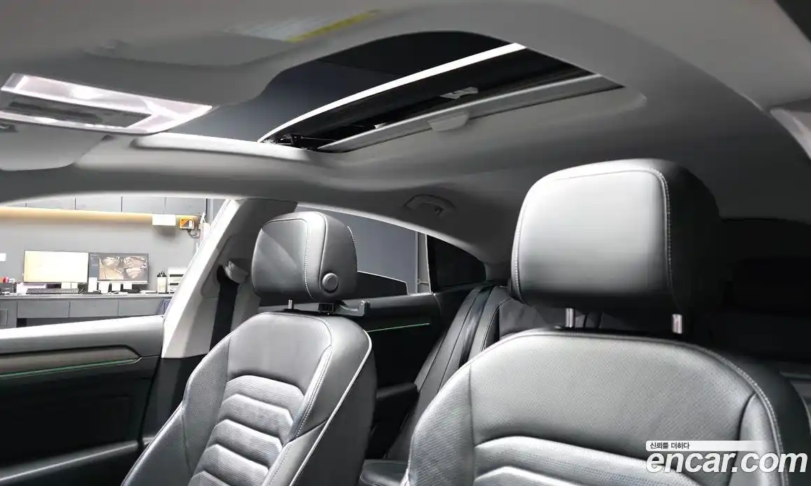 Volkswagen Arteon 2019 2.0 Автомат в Москве № 215273, фото 18