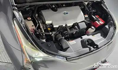 Toyota Prius 2018 1.8 Автомат в Москве № 215530, миниатюра 6