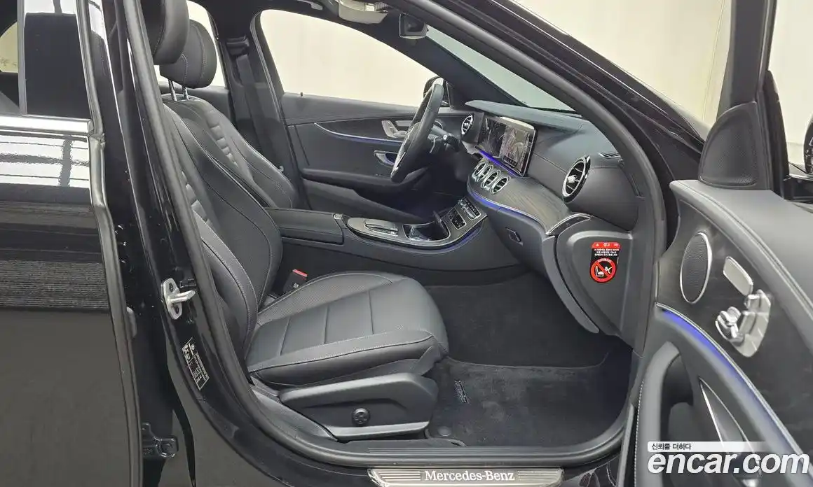 Mercedes-Benz E-Class 2023 2.0 Автомат в Москве № 216006, фото 15