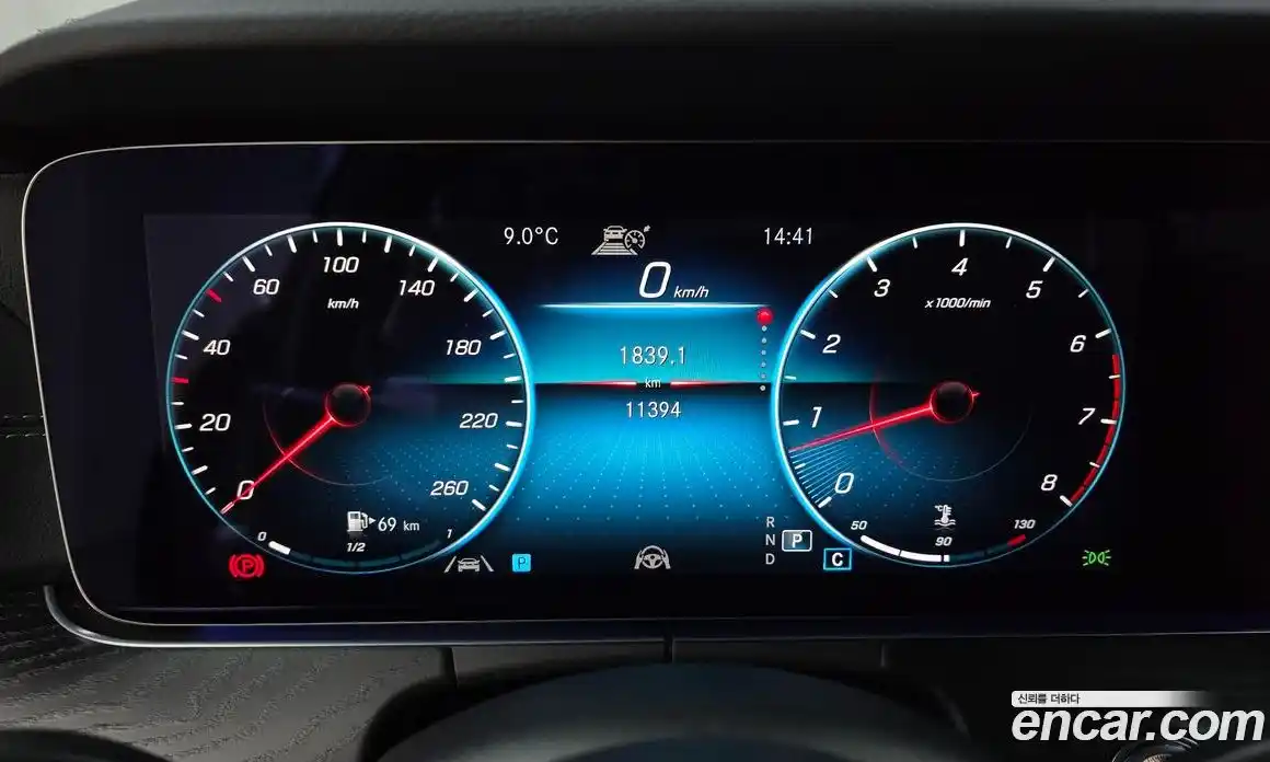 Mercedes-Benz E-Class 2023 2.0 Автомат в Москве № 216006, фото 6