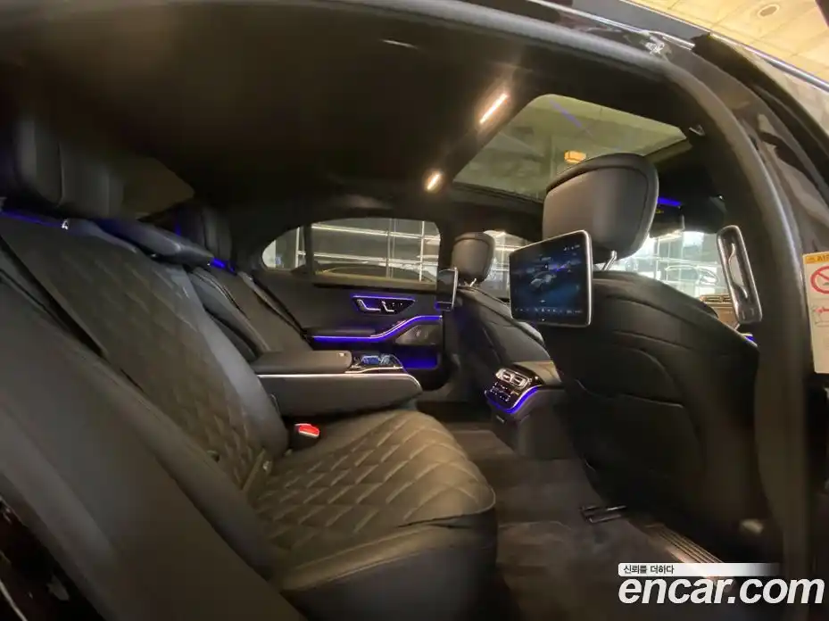 Mercedes-Benz S-Class 2024 3.0 Автомат в Москве № 217901, фото 18