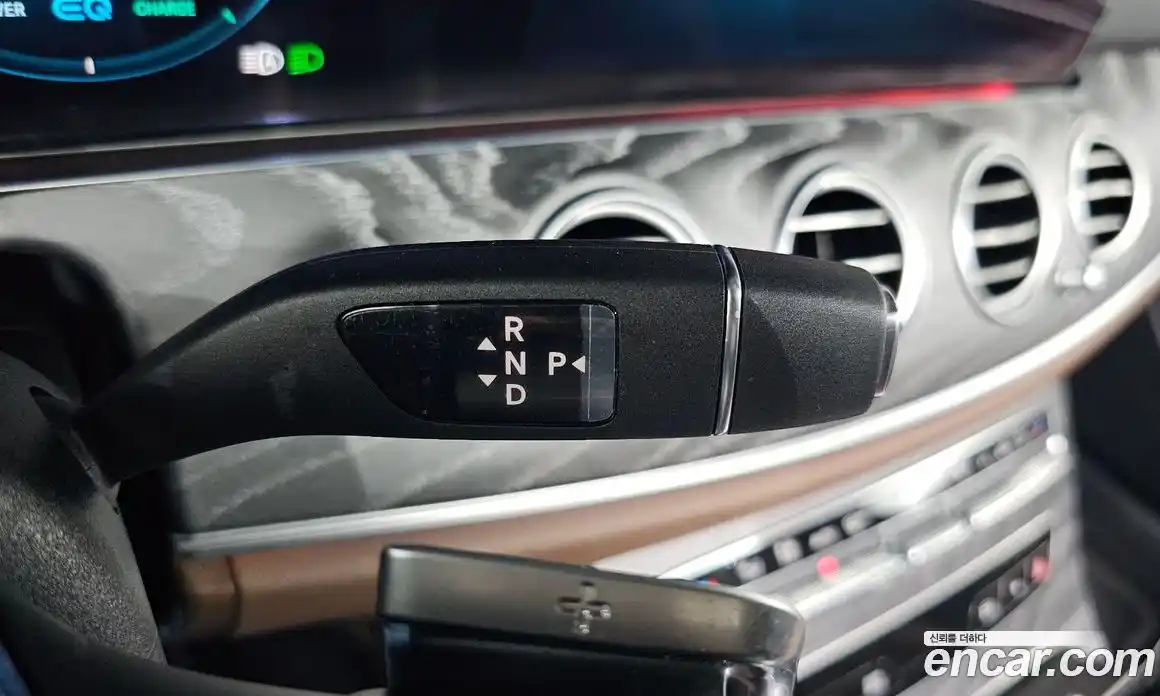 Mercedes-Benz E-Class 2023 2.0 Автомат в Москве № 220640, фото 3