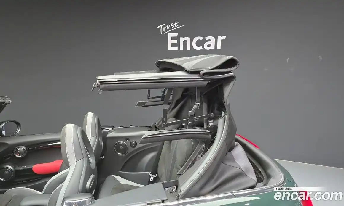 Mini Cooper Convertible 2020 2.0 Автомат в Москве № 223743, фото 14