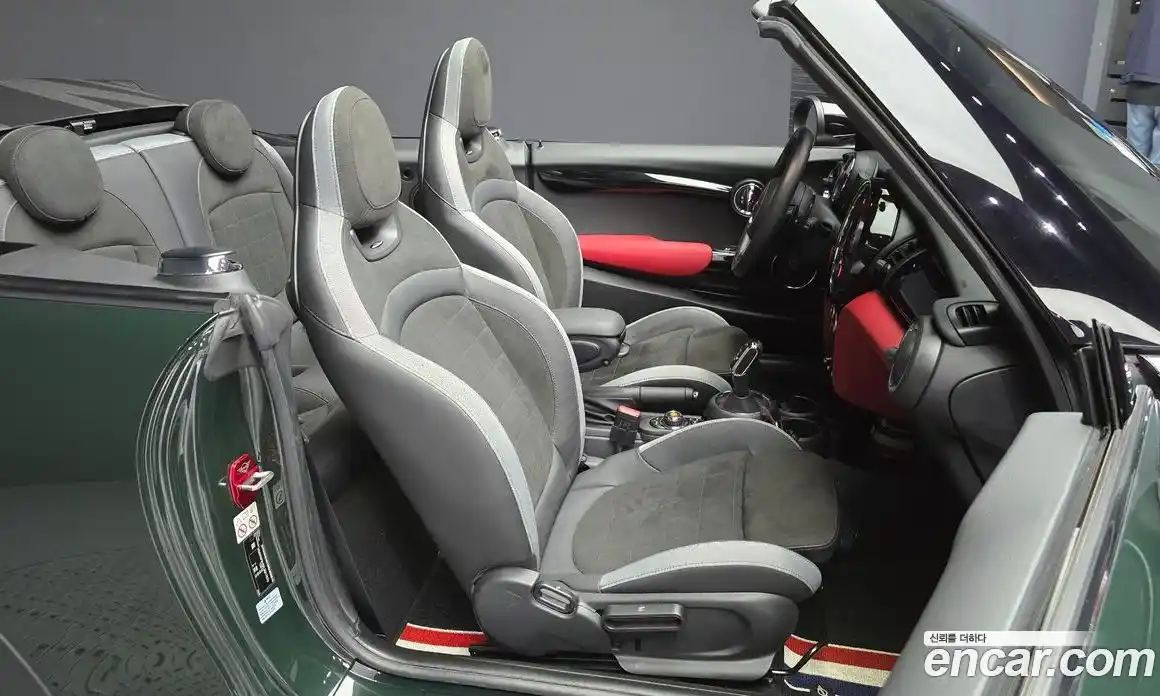 Mini Cooper Convertible 2020 2.0 Автомат в Москве № 223743, фото 7