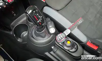 Mini Cooper Convertible 2020 2.0 Автомат в Москве № 223743, миниатюра 9