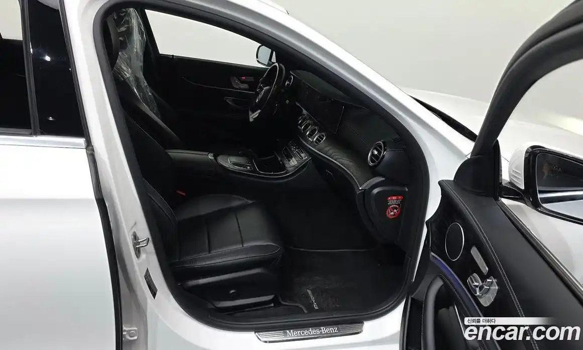 Mercedes-Benz E-Class 2021 1.9 Автомат в Москве № 225185, фото 3