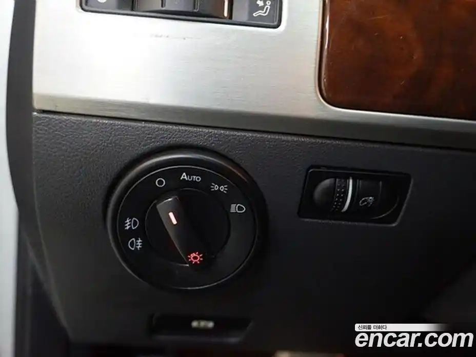 Volkswagen Touareg 2010 3.0 Автомат в Москве № 226416, фото 18