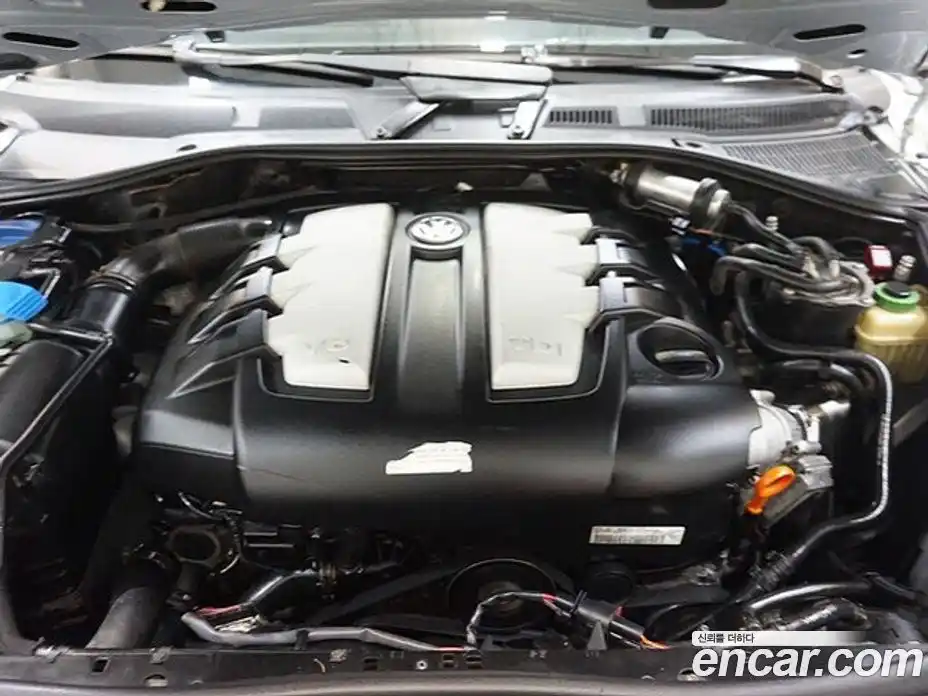 Volkswagen Touareg 2010 3.0 Автомат в Москве № 226416, фото 7