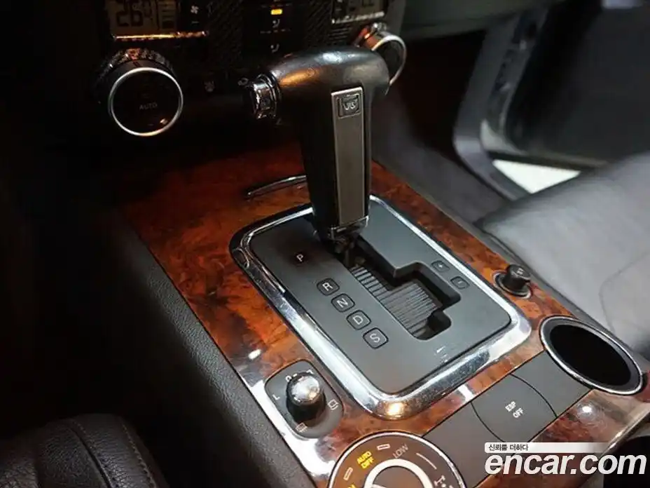 Volkswagen Touareg 2010 3.0 Автомат в Москве № 226416, фото 10