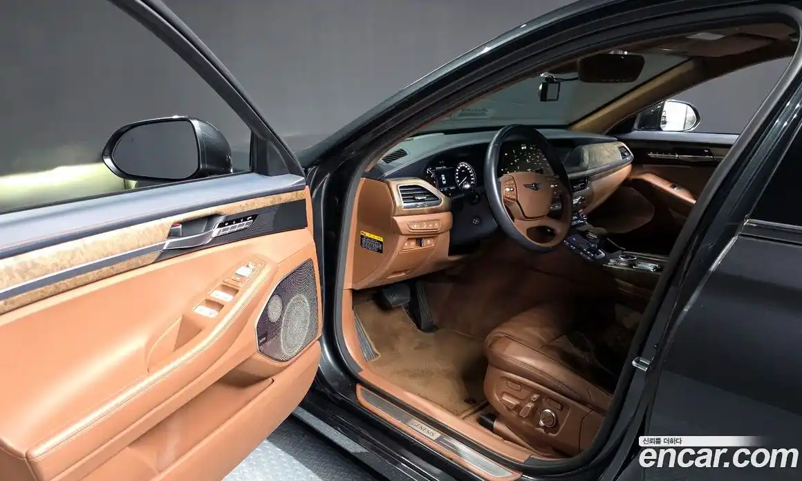 Genesis G90 2019 5.0 Автомат в Москве № 22773, фото 20