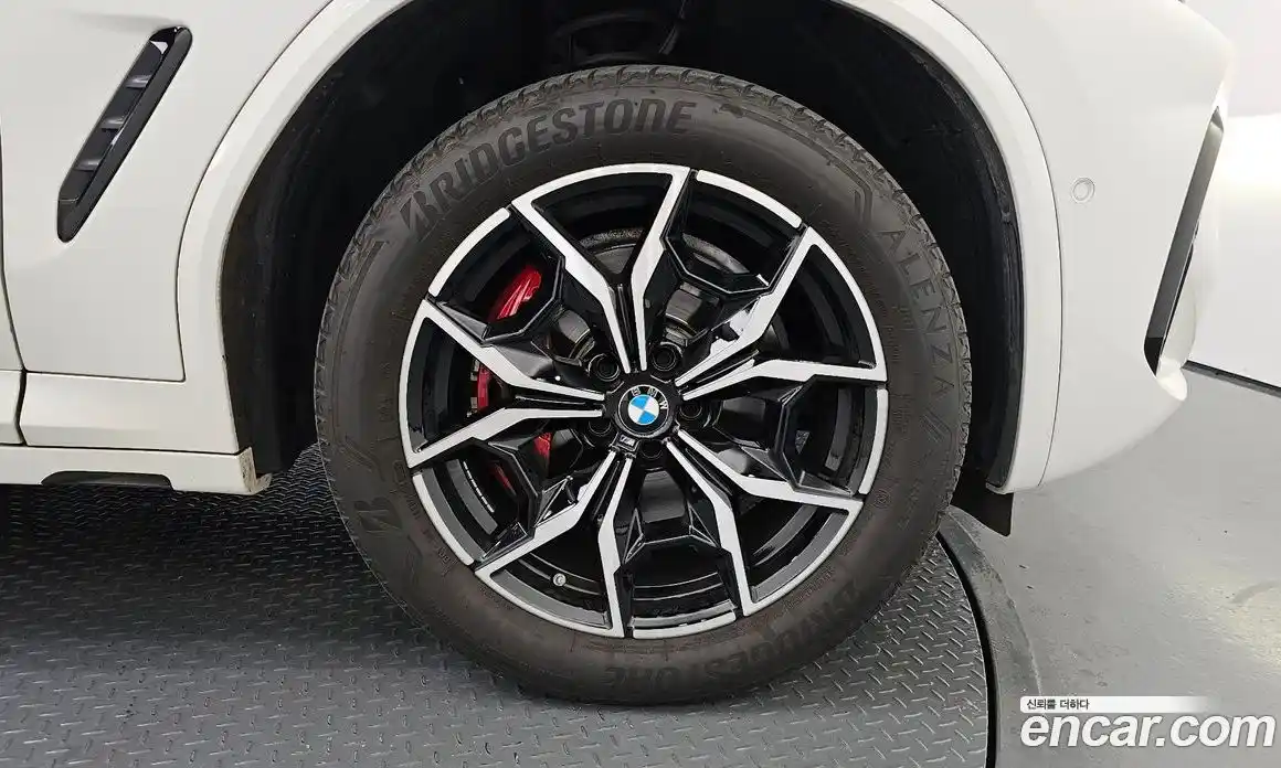 BMW X4 2023 2.0 Автомат в Москве № 228324, фото 1