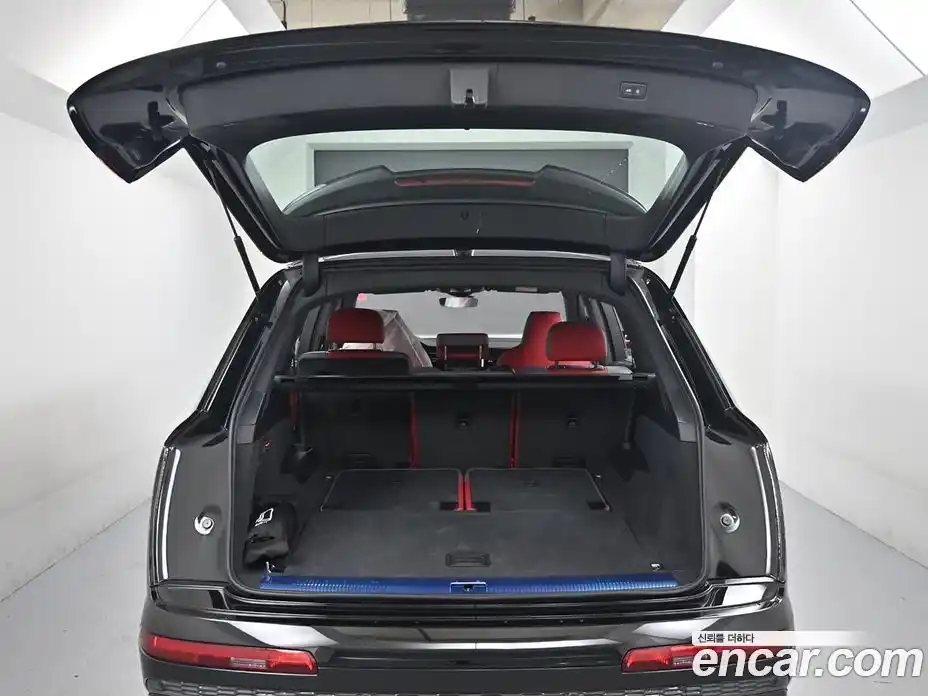 Audi Q7 2023 3.0 Автомат в Москве № 230232, фото 20