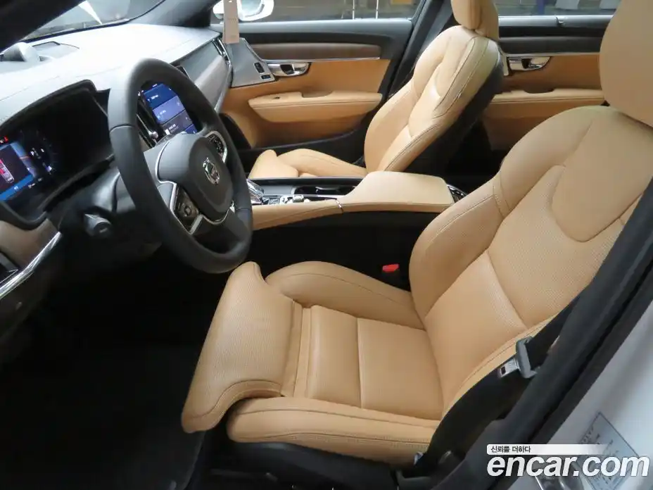 Volvo V90 2025 2.0 Автомат в Москве № 230756, фото 8