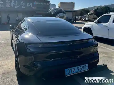 Porsche Taycan 2023 5.0 Автомат в Москве № 231082, миниатюра 2