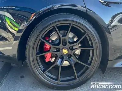 Porsche Taycan 2023 5.0 Автомат в Москве № 231082, миниатюра 7