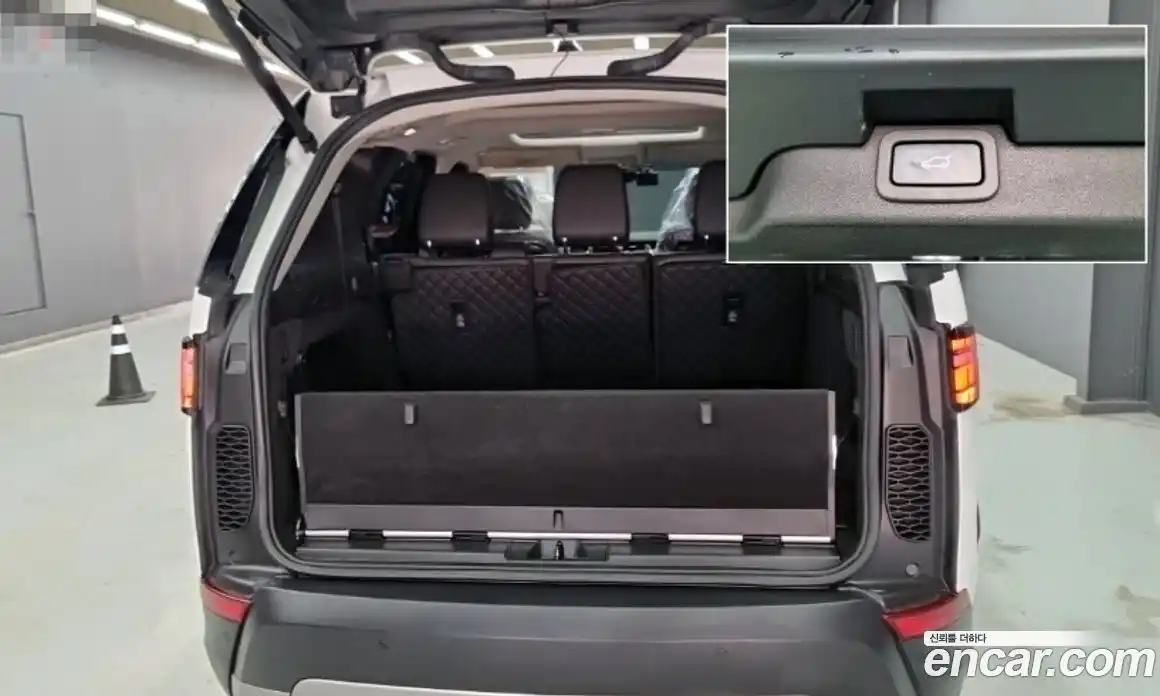 Land Rover Discovery 2018 3.0 Автомат в Москве № 231350, фото 18