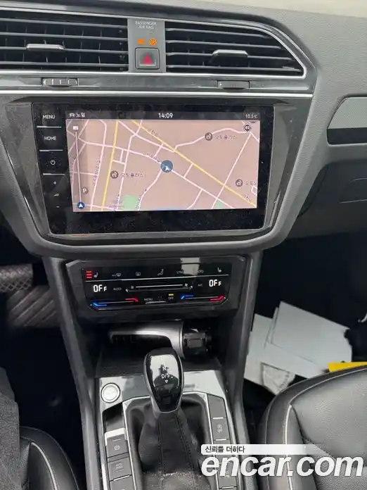 Volkswagen Tiguan 2023 2.0 Автомат в Москве № 232087, фото 13