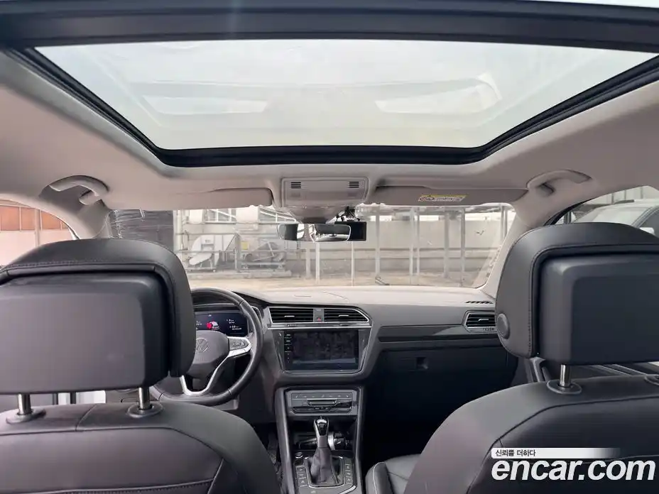 Volkswagen Tiguan 2023 2.0 Автомат в Москве № 232087, фото 18