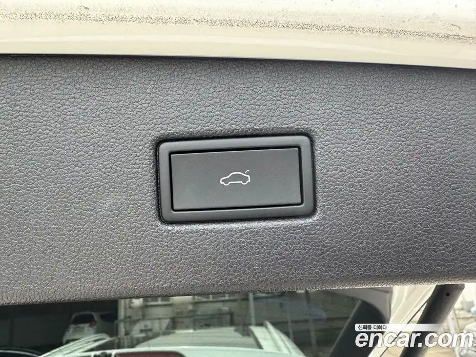 Volkswagen Tiguan 2023 2.0 Автомат в Москве № 232087, фото 10