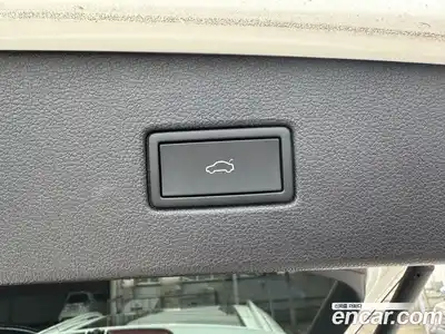 Volkswagen Tiguan 2023 2.0 Автомат в Москве № 232087, миниатюра 10