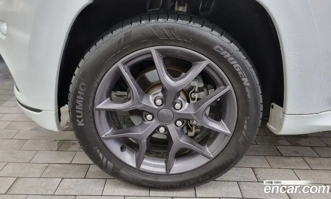 Jeep Cherokee 2020 3.6 Автомат в Москве № 232703, фото 14