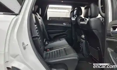 Jeep Cherokee 2020 3.6 Автомат в Москве № 232703, миниатюра 9