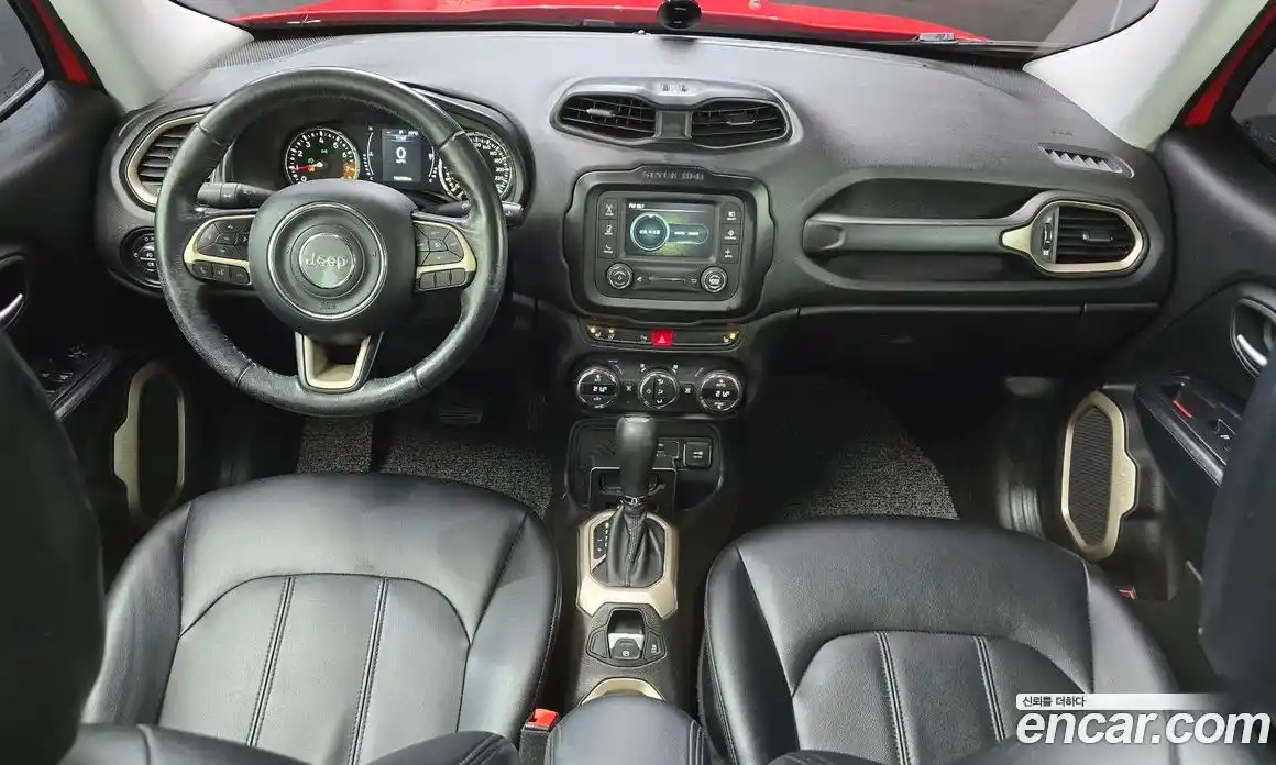 Jeep Renegade 2017 2.4 Автомат в Москве № 232745, фото 15