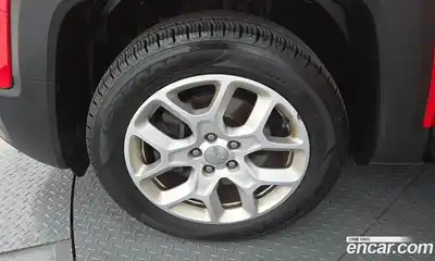 Jeep Renegade 2017 2.4 Автомат в Москве № 232745, миниатюра 3