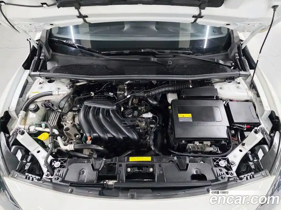 Renault SM3 2015 1.6 Автомат в Москве № 242650, фото 20