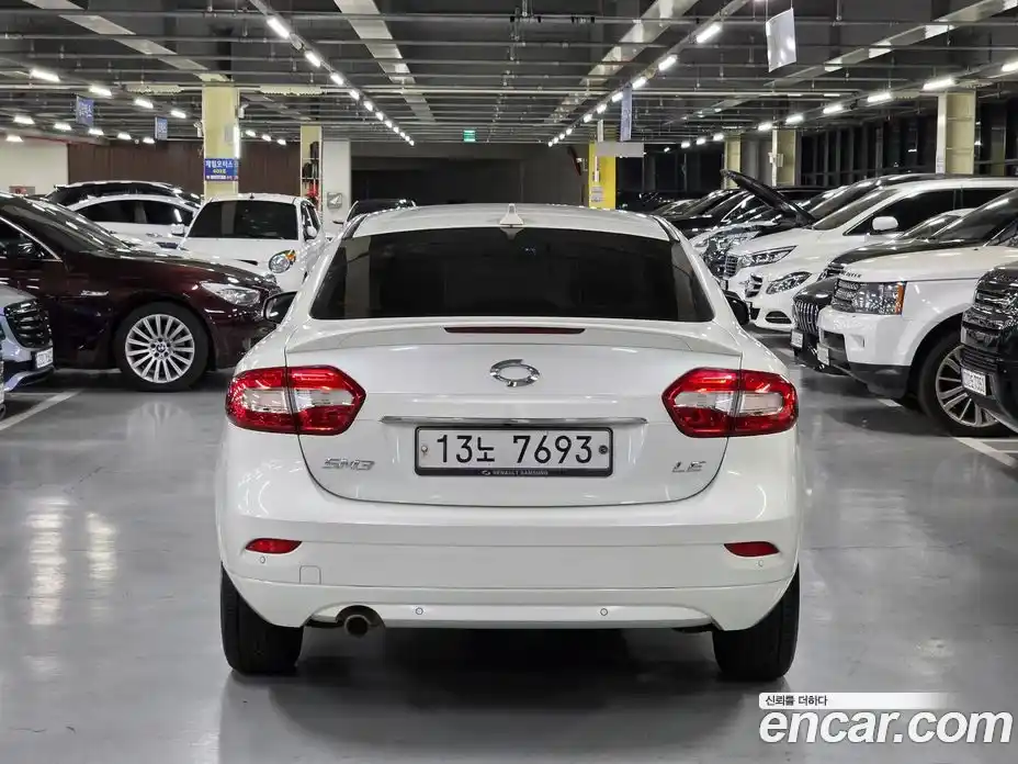 Renault SM3 2015 1.6 Автомат в Москве № 242650, фото 3