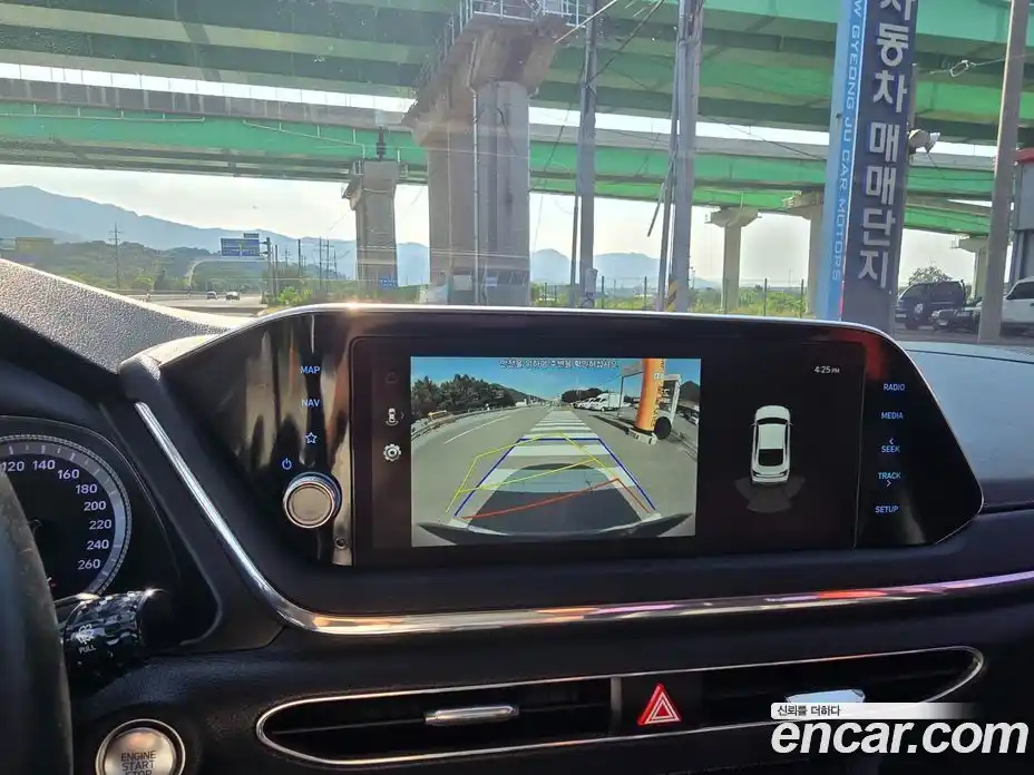 Hyundai Sonata 2021 2.0 Автомат в Москве № 244994, фото 14