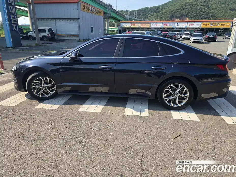 Hyundai Sonata 2021 2.0 Автомат в Москве № 244994, фото 17
