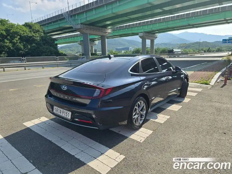 Hyundai Sonata 2021 2.0 Автомат в Москве № 244994, фото 19