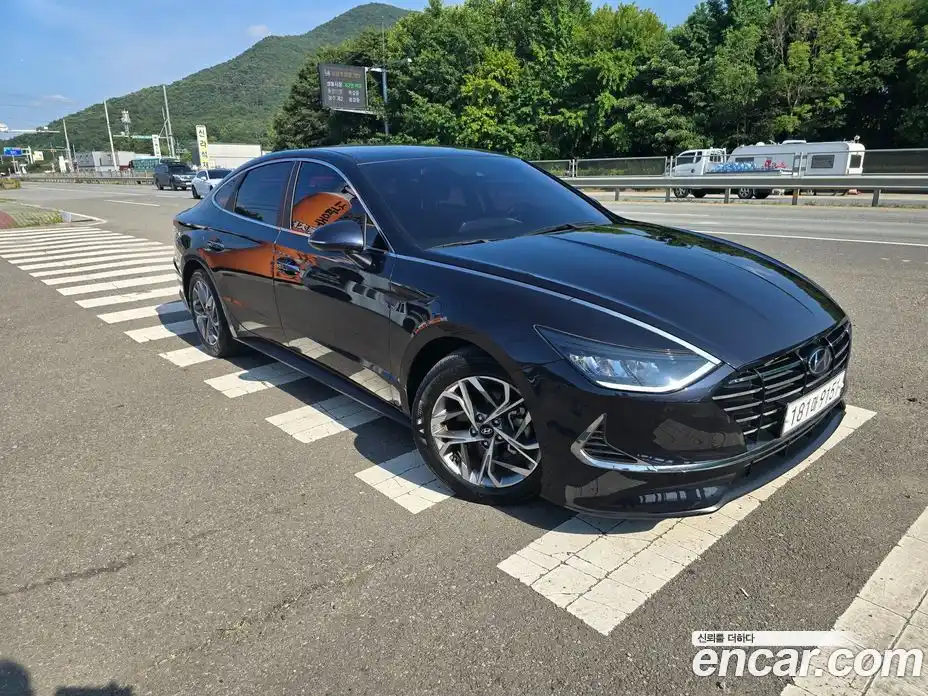 Hyundai Sonata 2021 2.0 Автомат в Москве № 244994, фото 20