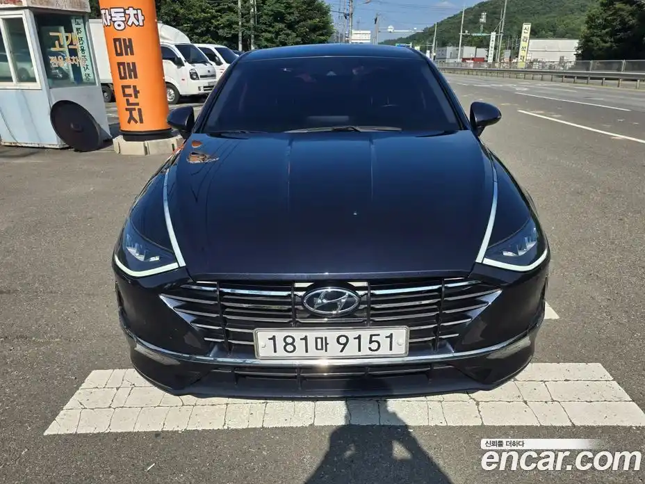 Hyundai Sonata 2021 2.0 Автомат в Москве № 244994, фото 3