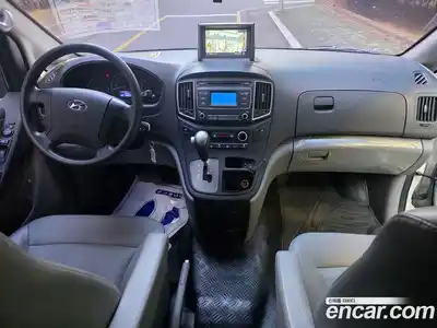 Hyundai Starex 2017 2.5 Автомат в Москве № 245809, миниатюра 8