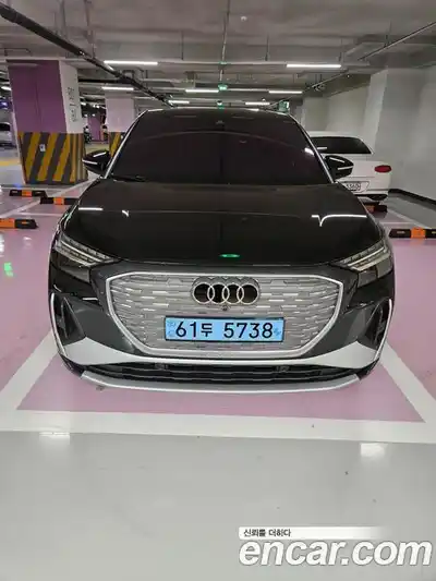 Audi Q4 e-tron, 2022