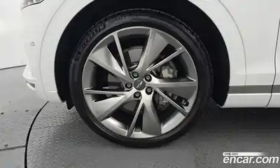 Genesis GV70 2023 2.5 Автомат в Москве № 25299, миниатюра 5