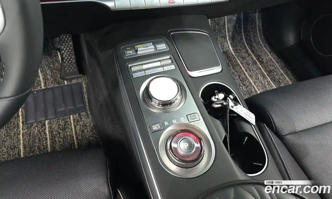 Genesis GV70 2023 2.5 Автомат в Москве № 25299, фото 9