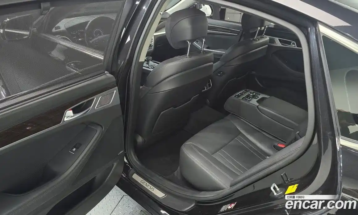 Genesis G80 2018 3.3 Автомат в Москве № 25335, фото 20