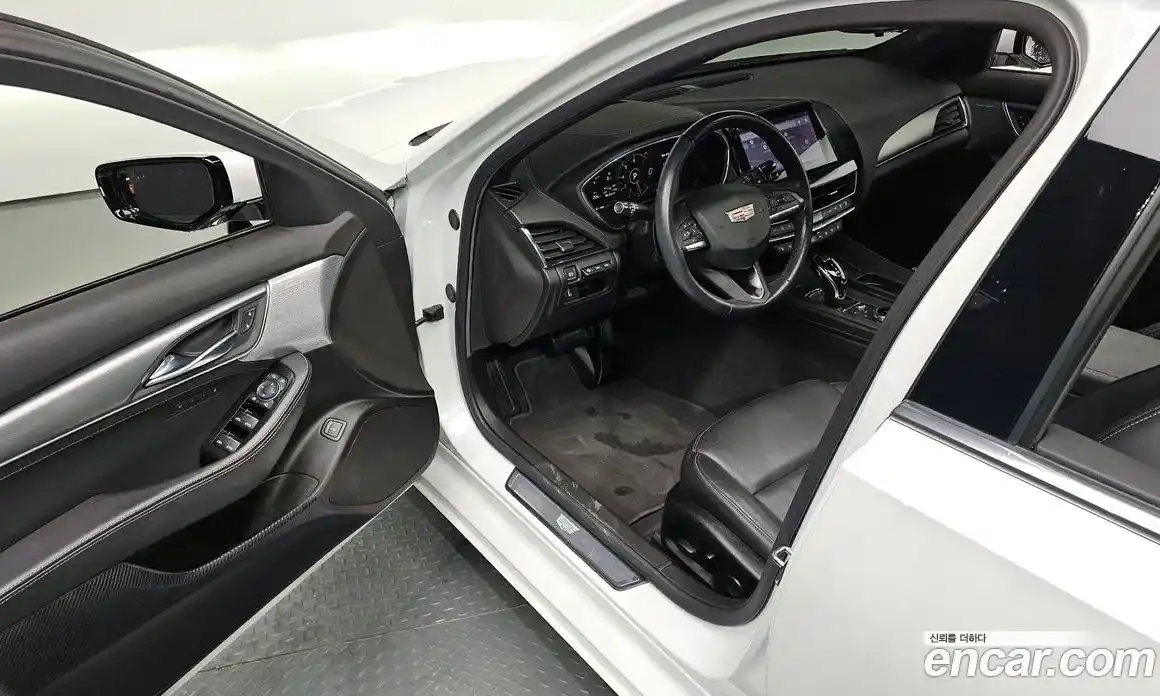 Cadillac CT5 2022 2.0 Автомат в Москве № 256386, фото 14