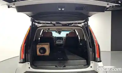 Cadillac Escalade 2018 6.2 Автомат в Москве № 256471, миниатюра 12