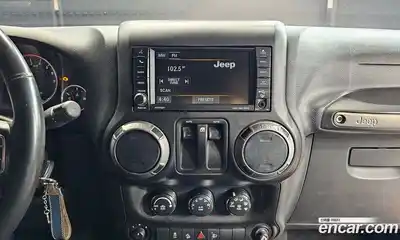 Jeep Wrangler 2016 3.6 Автомат в Москве № 260055, миниатюра 11