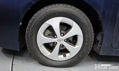 Toyota Prius 2012 1.8 Автомат в Москве № 261953, миниатюра 7