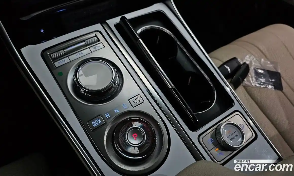 Genesis GV80 2023 2.5 Автомат в Москве № 26885, фото 13