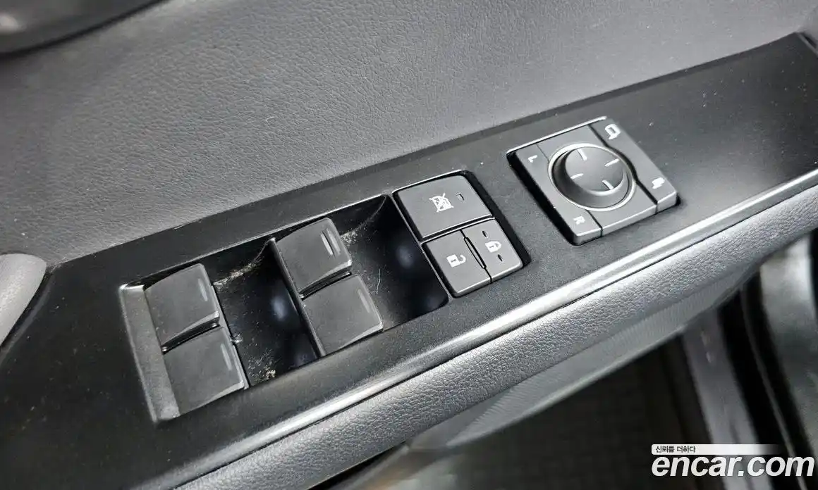 Lexus UX 2022 2.0 Автомат в Москве № 275383, фото 13