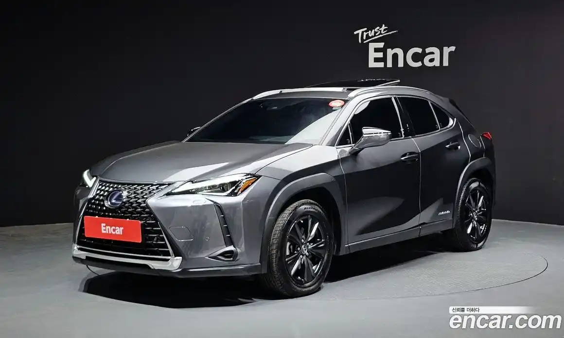 Lexus UX 2022 2.0 Автомат в Москве № 275383, фото 9