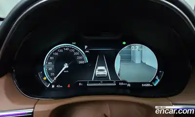 Genesis GV70 2023 2.5 Автомат в Москве № 27552, миниатюра 2